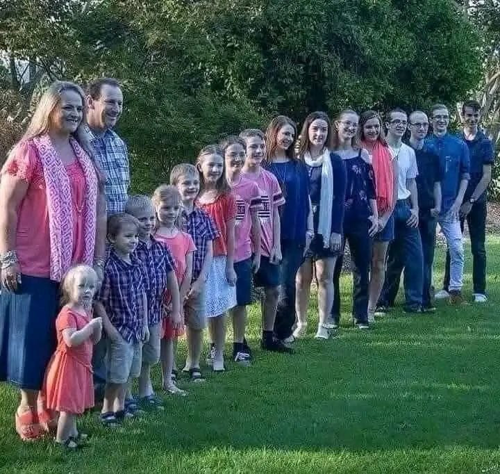 This image has an empty alt attribute; its file name is image-715.png